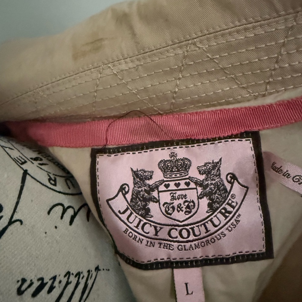 Juicy Couture Pink and Cream Logo Label